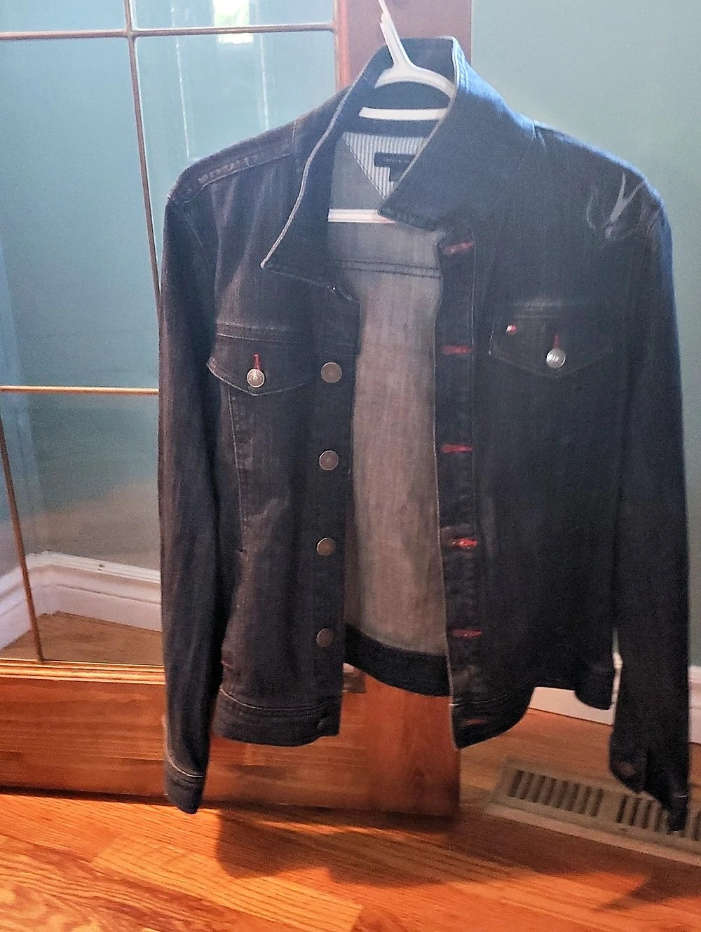 Tommy Hilfiger Denim Jean Jacket in Blue Denim. So Cool!